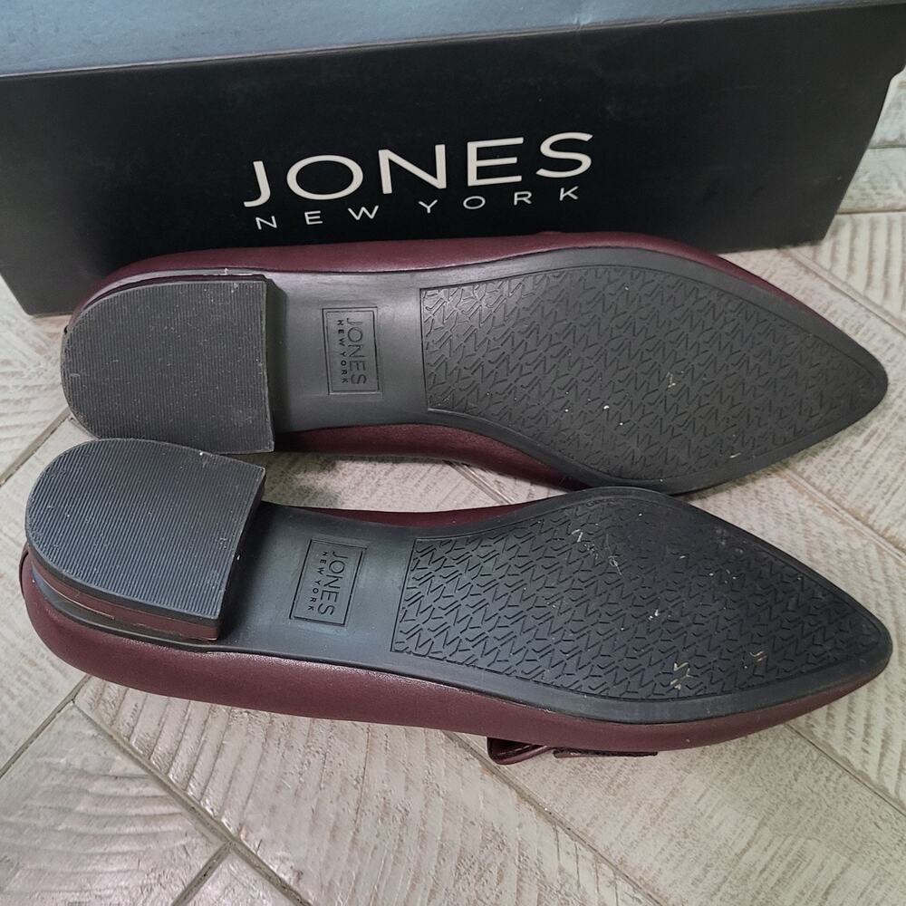 Jones New York Women's 9.5 M Quadia Pointed Toe Quilted Loafers Burgundy NEW - Picture 8 of 9